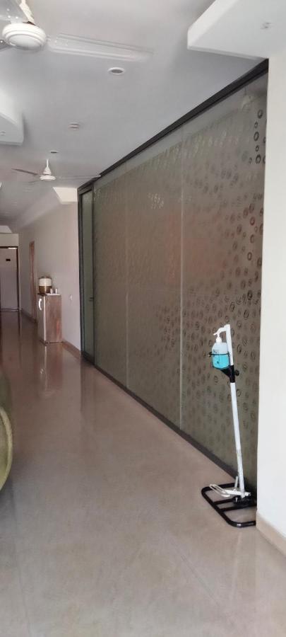 S.R. Residency Ξενοδοχείο Zirakpur Εξωτερικό φωτογραφία