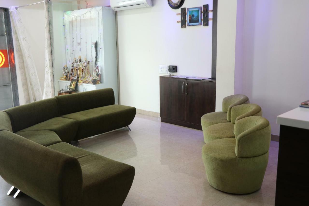 S.R. Residency Ξενοδοχείο Zirakpur Εξωτερικό φωτογραφία